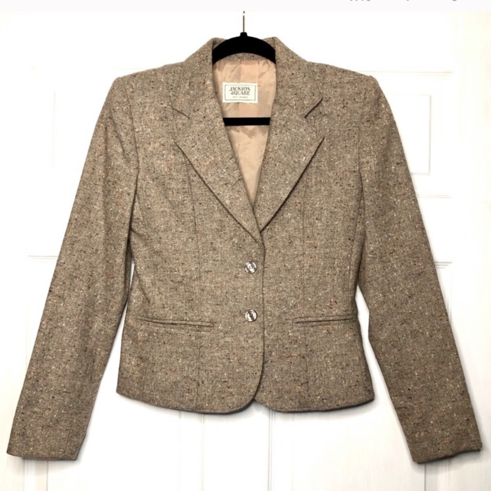 vintage tan textured neutral blazer